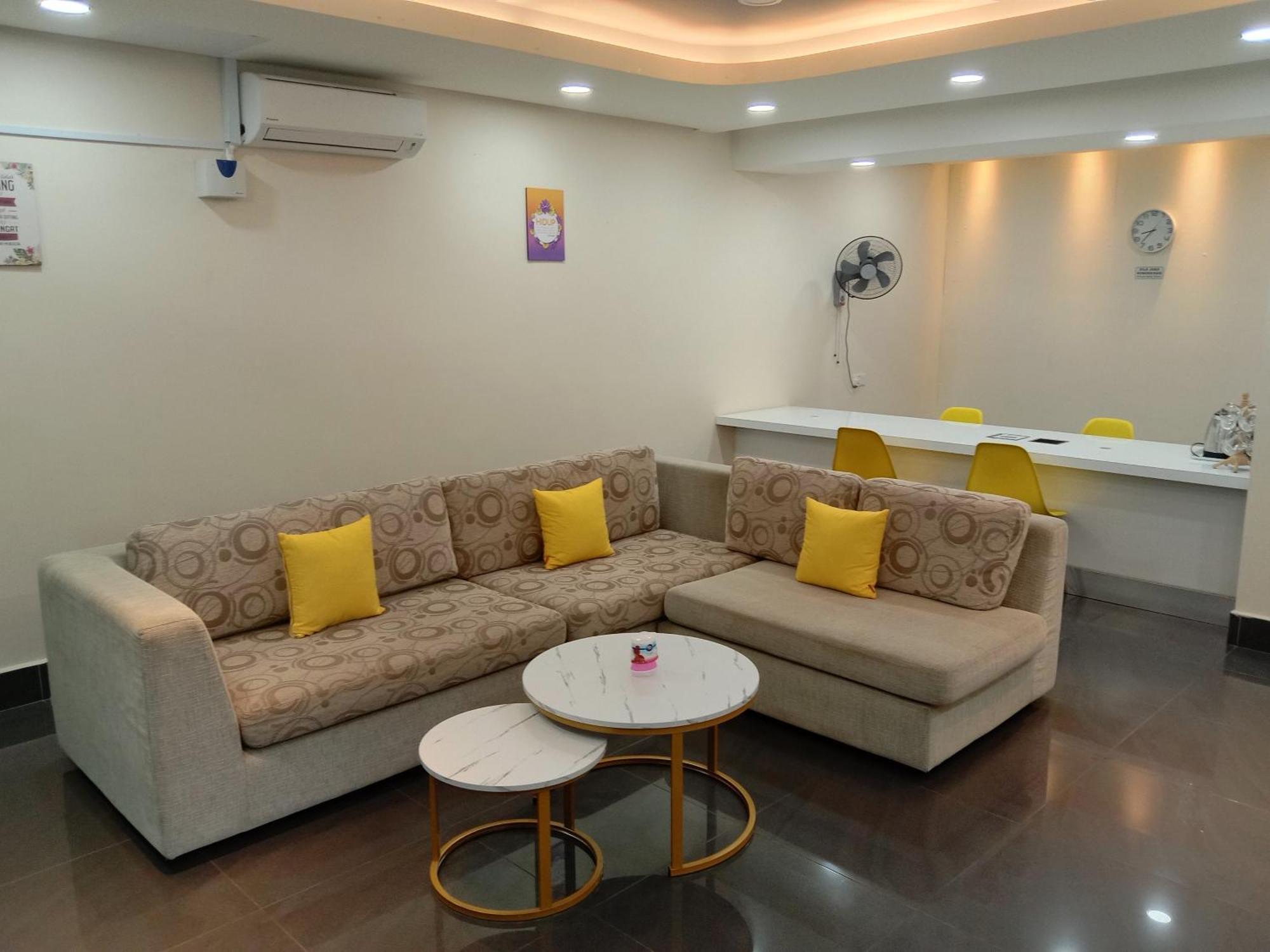Muallim Home Mersing Bagian luar foto